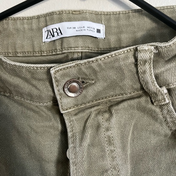 Zara High Rise Ankle Jeans - Picture 2 of 3